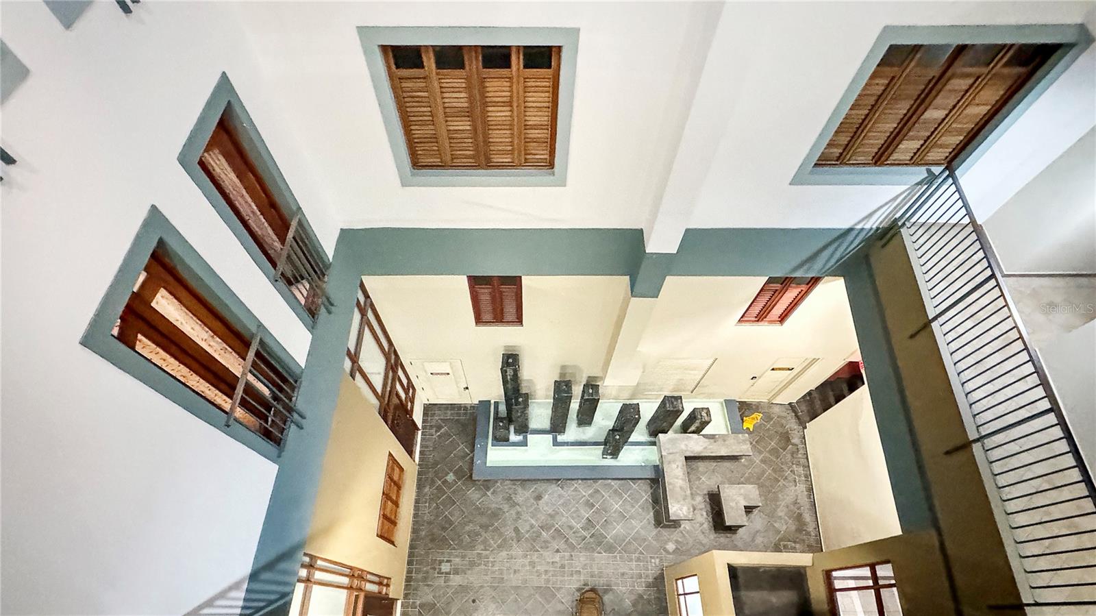 COND. GAMBARO - Residential Lease