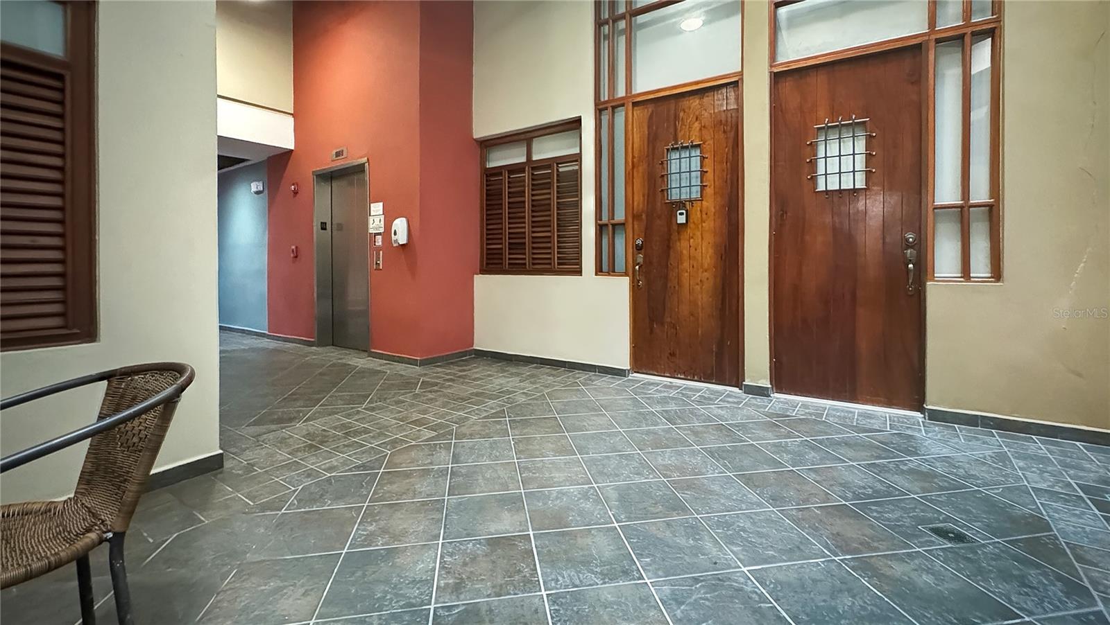 COND. GAMBARO - Residential Lease