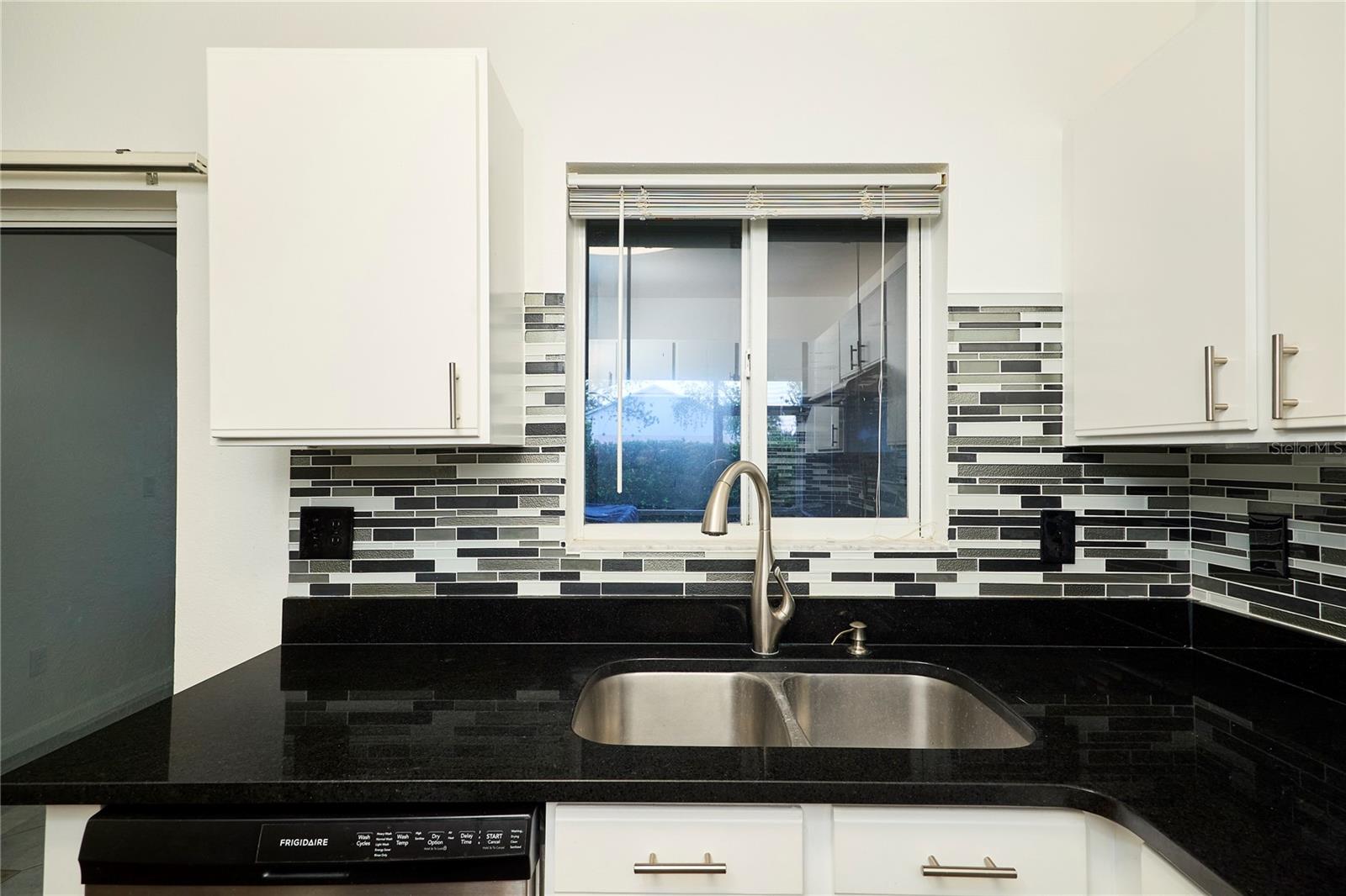 PROVIDENCE TWNHMS PH 1 - Residential