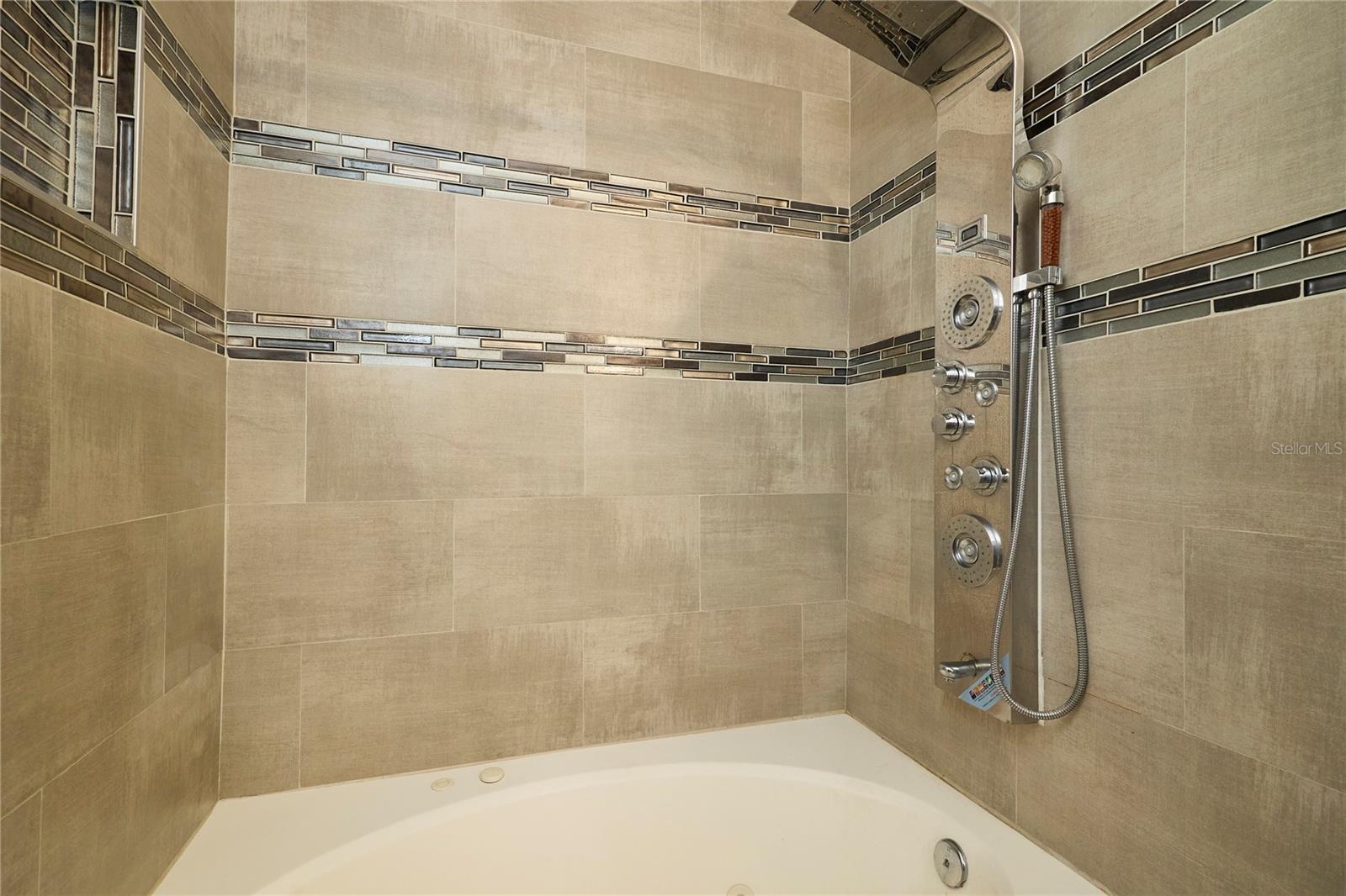 PROVIDENCE TWNHMS PH 1 - Residential