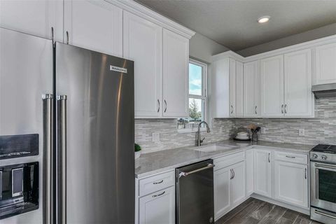 Tiny photo for 1105 Canopy View Way, Minneola, FL 34715 (MLS # O6407383)