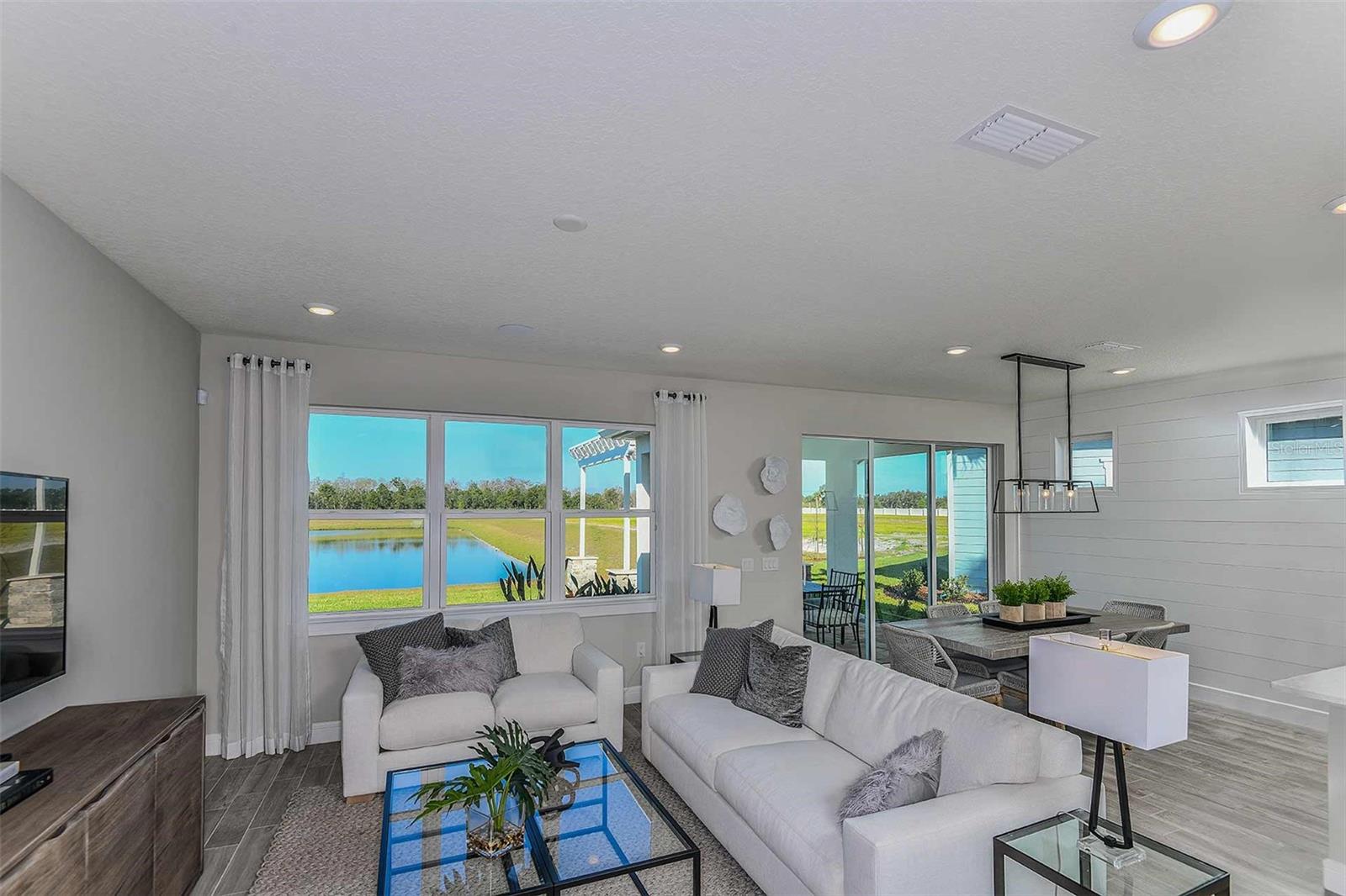 DEL WEBB MINNEOLA - Residential
