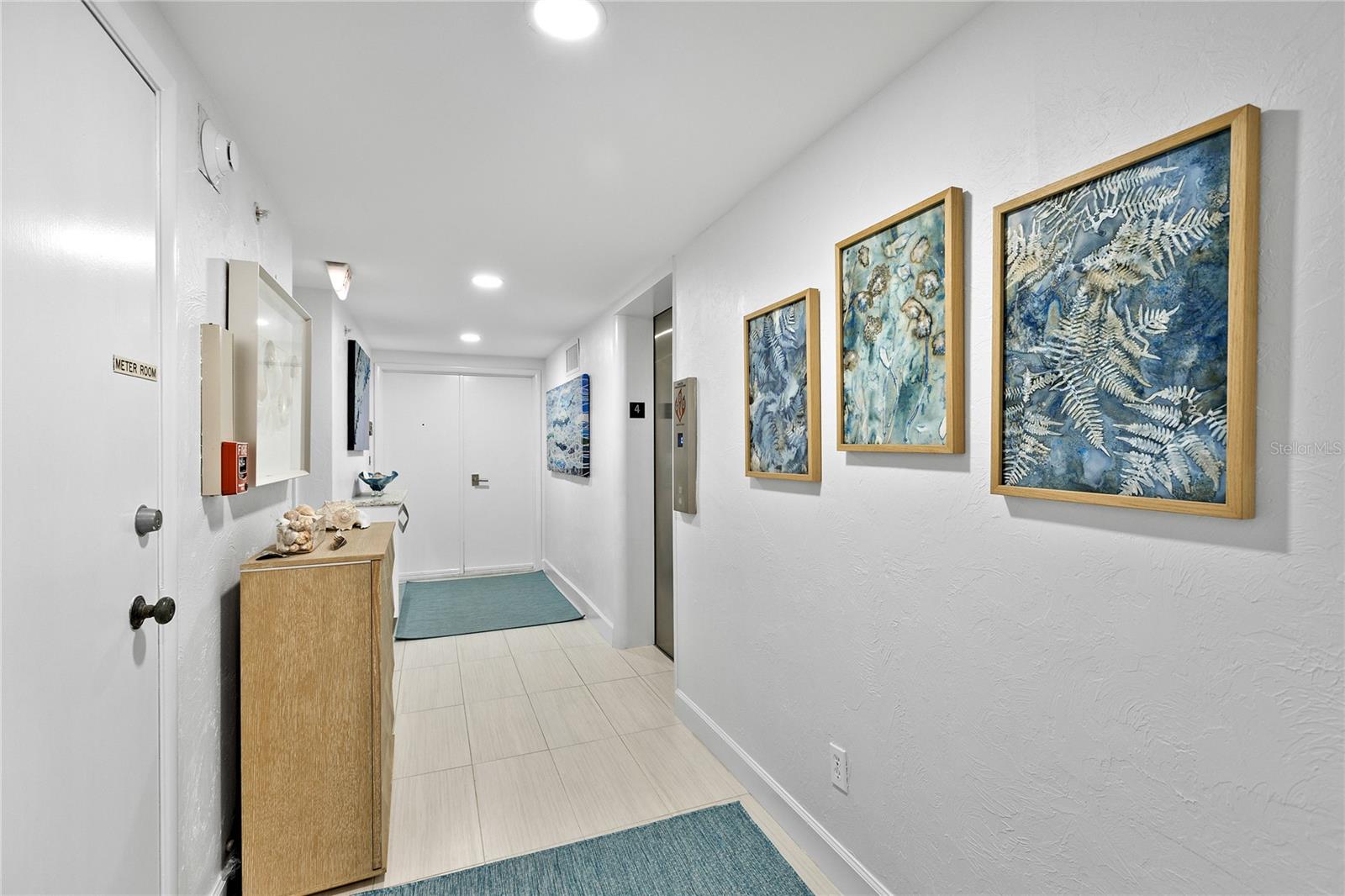 LONGBOAT KEY TOWERS - Residential Lease