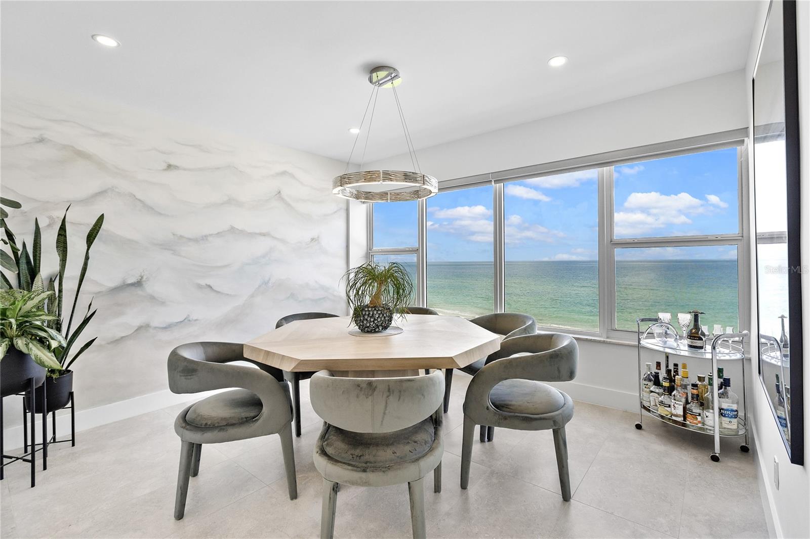 LONGBOAT KEY TOWERS - Residential Lease