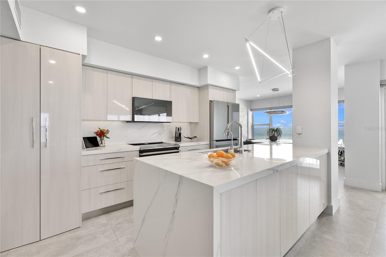 LONGBOAT KEY TOWERS - Residential Lease