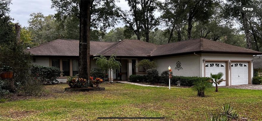 This split-plan 3-bedroom, 2-bathroom home in Rainbow Springs Country Club seems to offer a range of attractive features:

Layout: Split-plan design offering privacy between the bedrooms.
Garage: A 2-door, 2-car garage providing ample parking space.
Exterior: Paved walkway around the house, making the property easily accessible.
Accessibility: Permanent ladder to the attic for convenient storage access.
Water Filtration System: Included, ensuring clean and safe water.
Florida Room: Featuring a hot tub, providing a relaxing space to unwind.
Amenities: Clubhouse, community pool, and tennis courts for recreational activities.
Private Beach and River Access for residents and their guests: Access to Rainbow River adds a unique and desirable feature for nature lovers and water enthusiast.
The property is being priced for highly motivated sellers that might indicate a favorable opportunity for potential buyers.