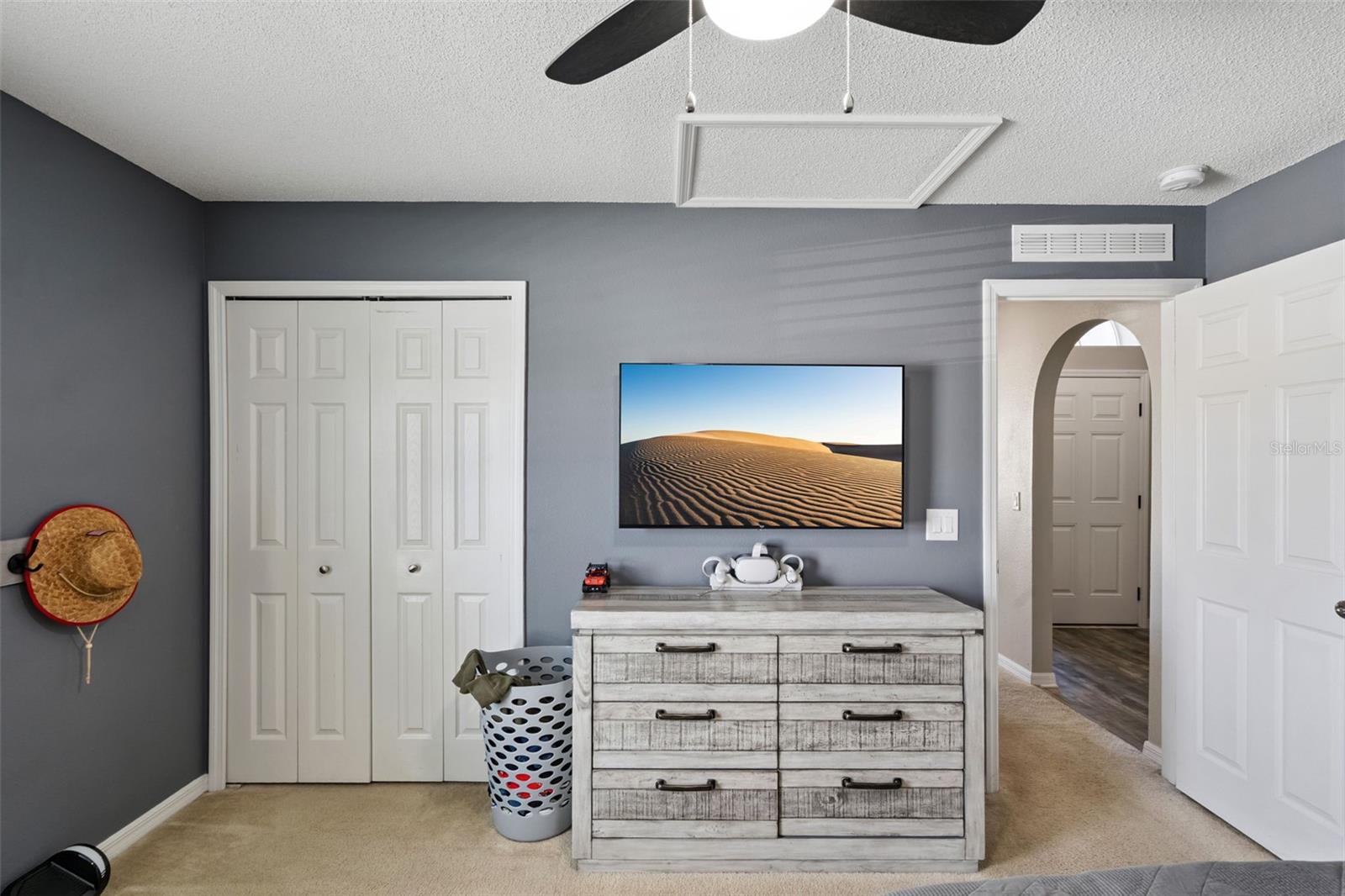 EAGLE BAY PH 1 - Residential