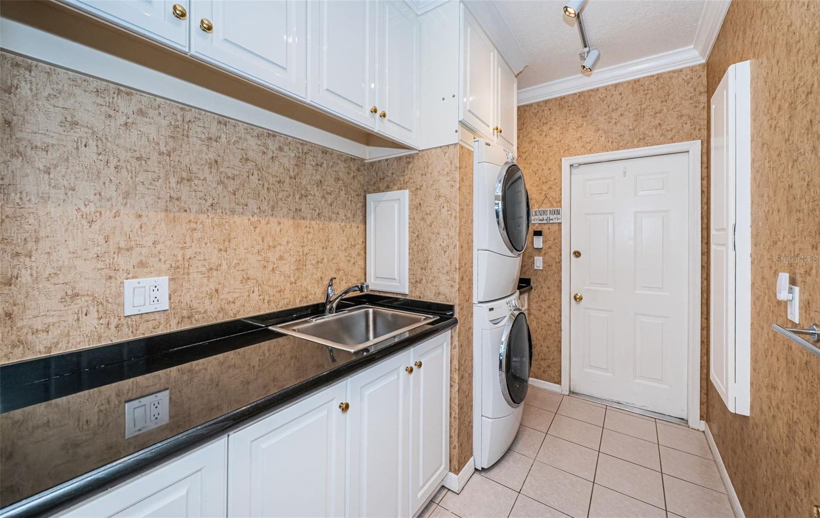 ABERDEEN UNIT TWO - Residential