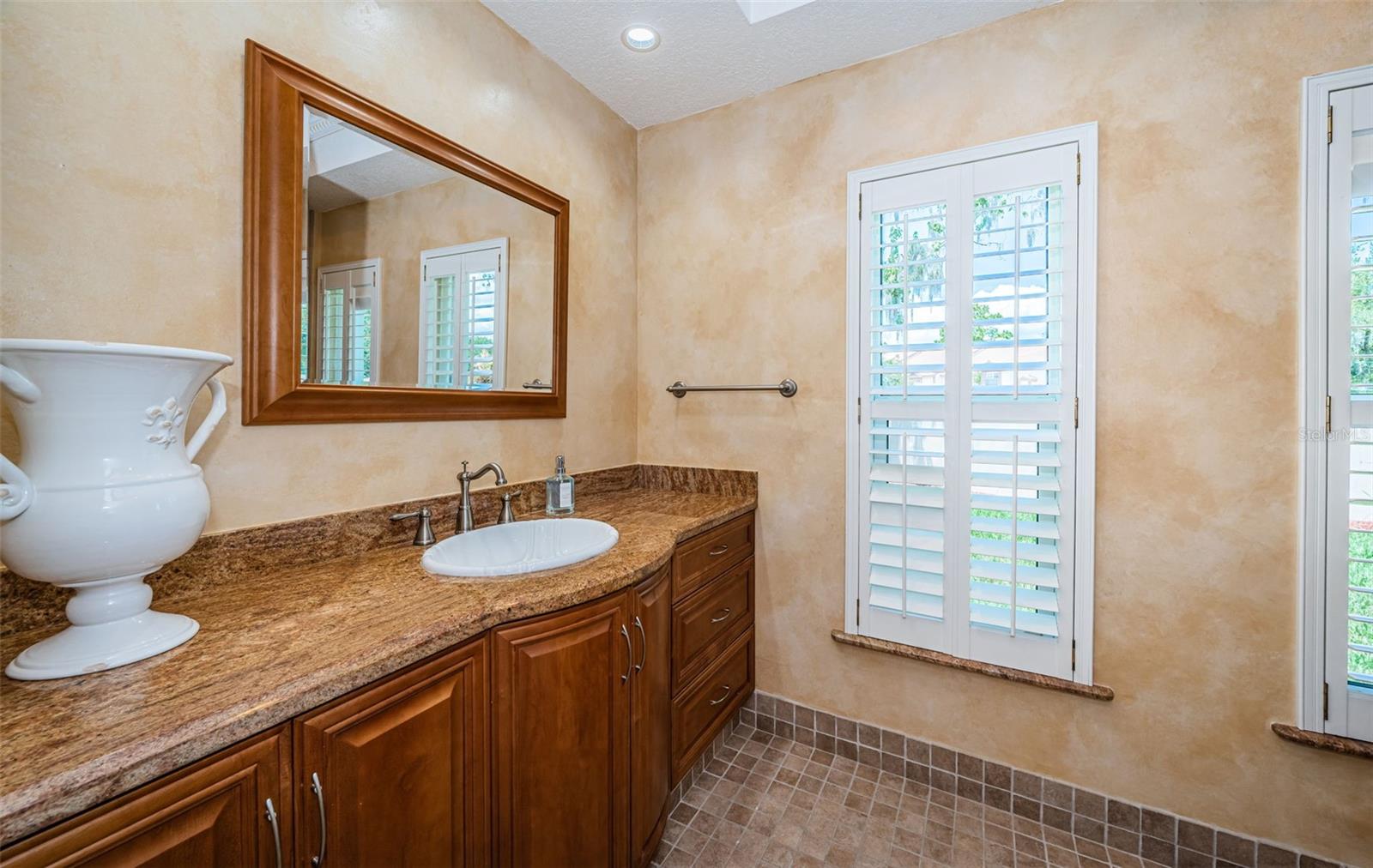 ABERDEEN UNIT TWO - Residential