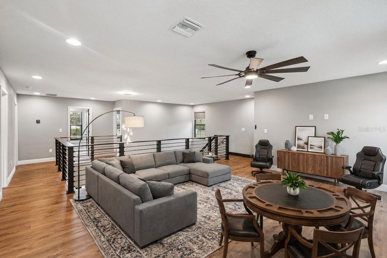SUNSET SHORES - Residential