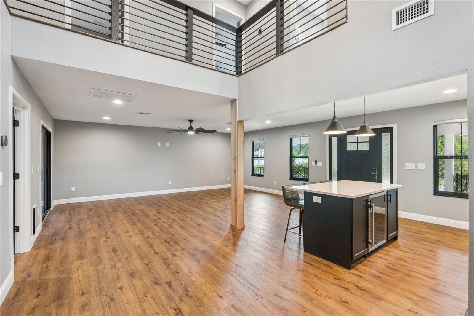 SUNSET SHORES - Residential