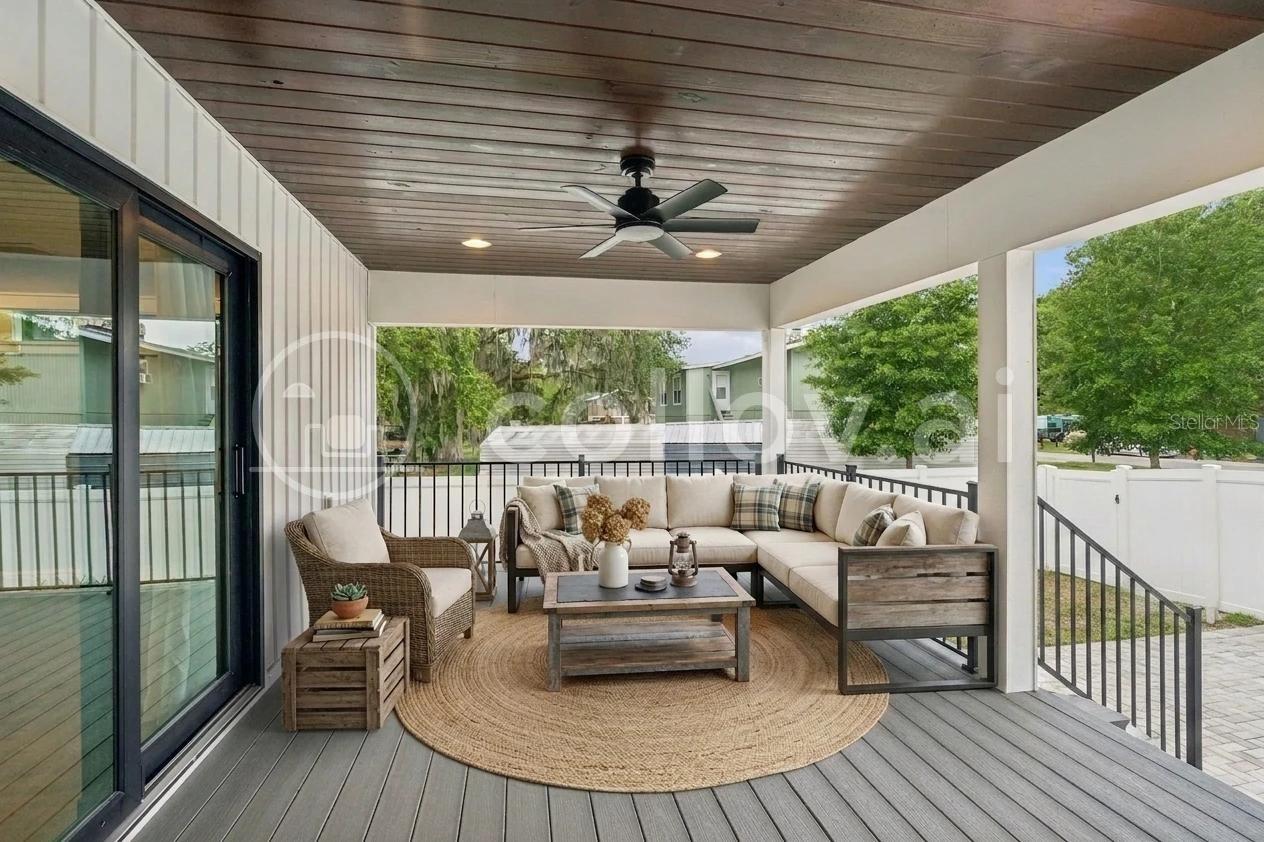 SUNSET SHORES - Residential