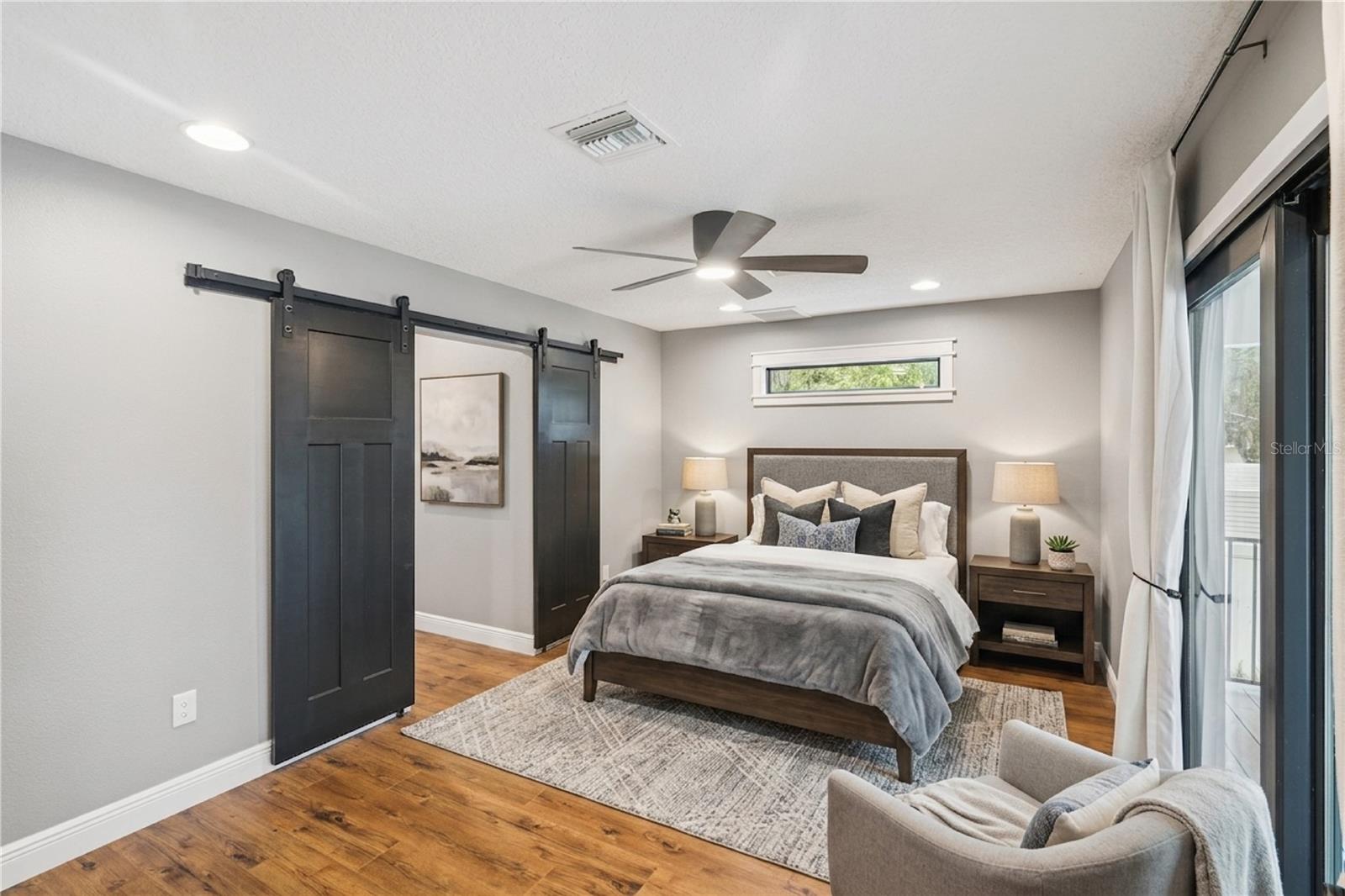 SUNSET SHORES - Residential