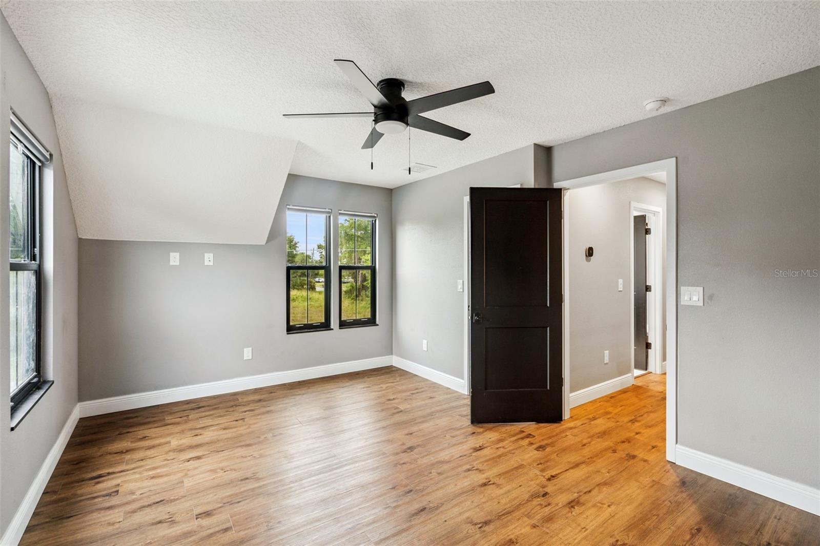 SUNSET SHORES - Residential