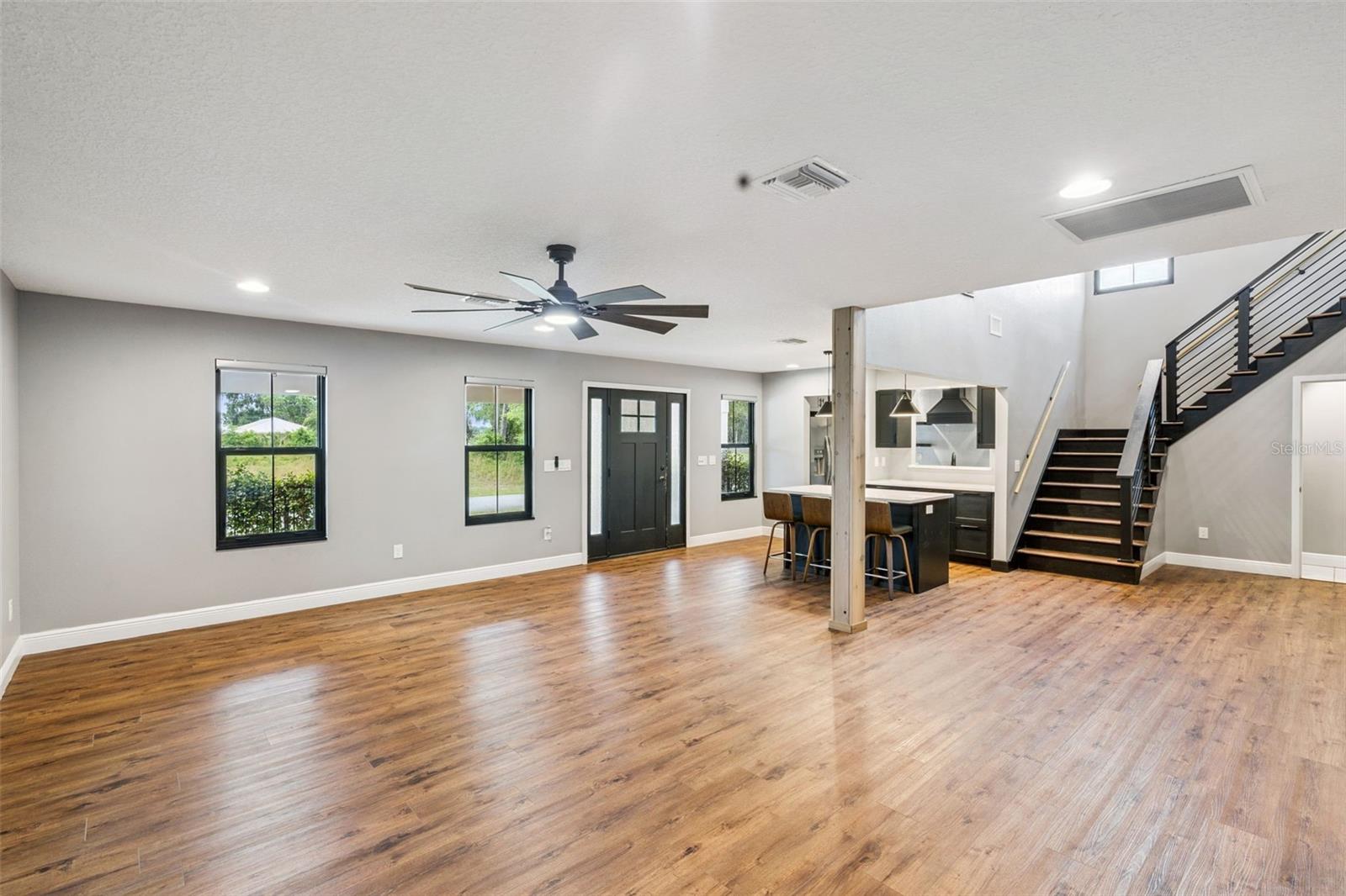 SUNSET SHORES - Residential