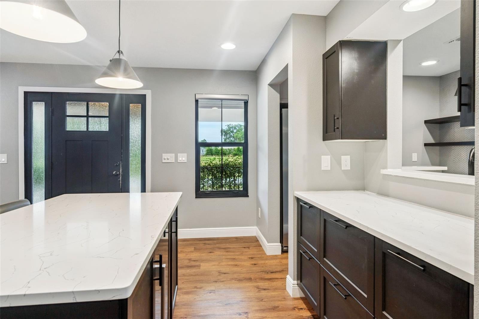 SUNSET SHORES - Residential