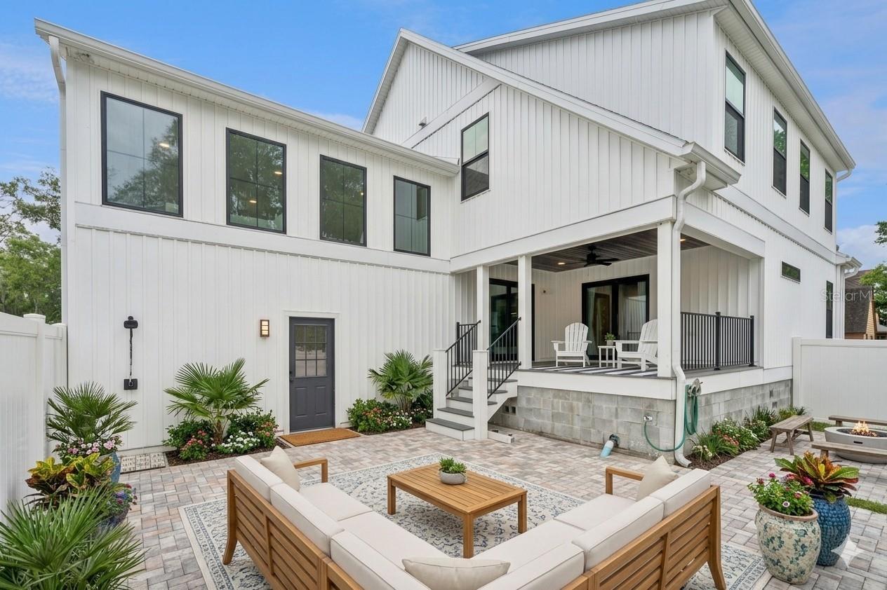 SUNSET SHORES - Residential