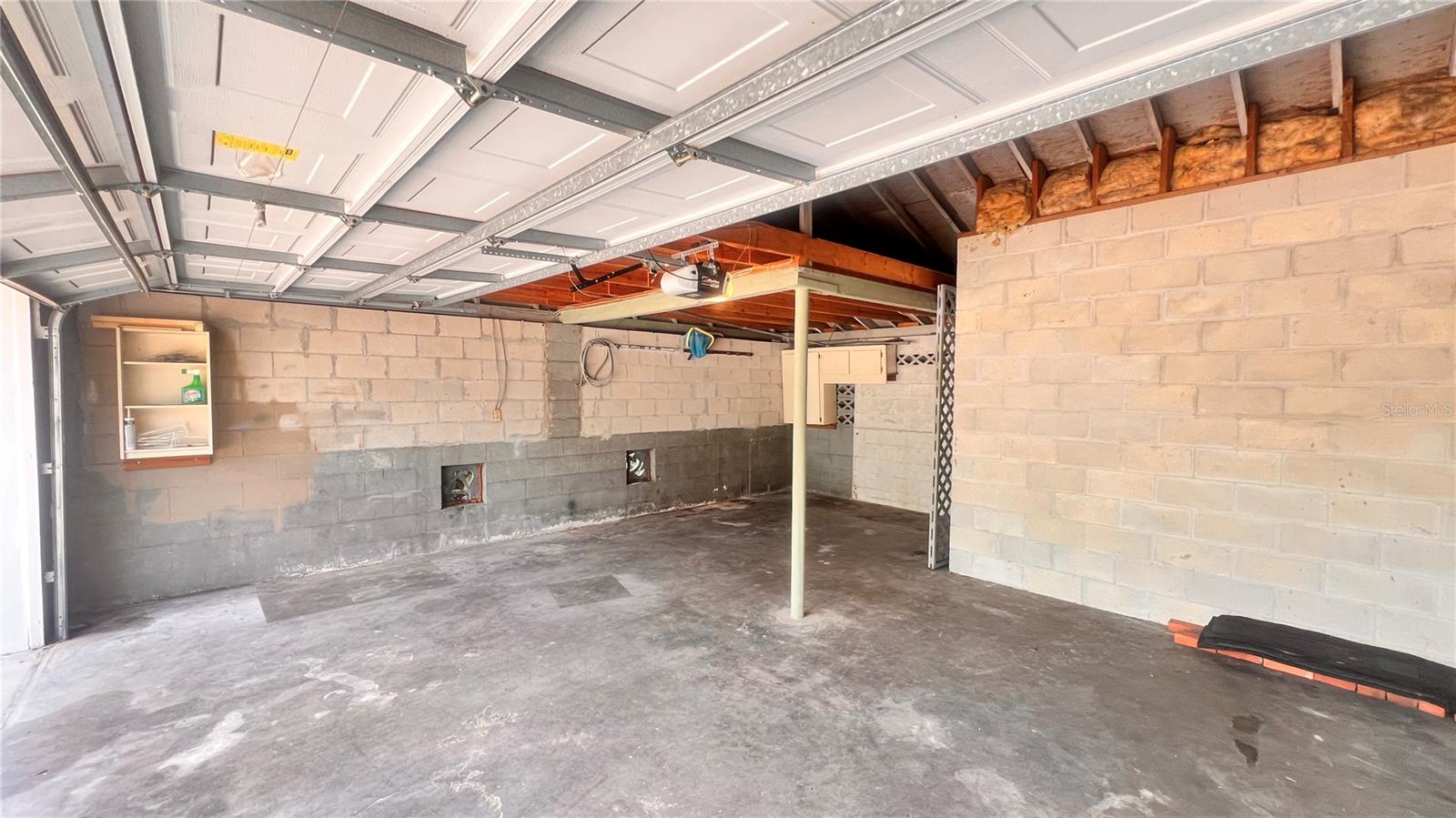 DIXIE TERRACE - Residential Lease