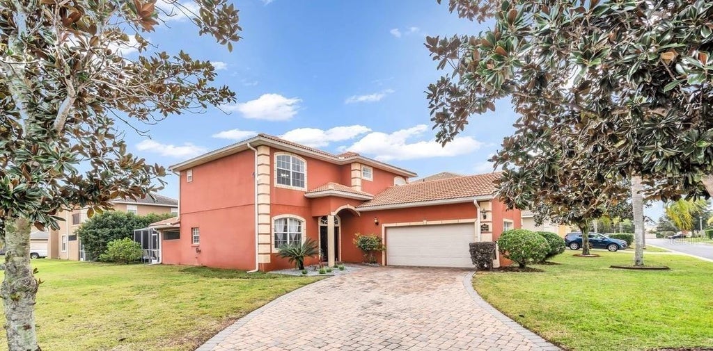 Photo of 241 Vista Loop, Davenport, FL 33897 (MLS # O6416397)