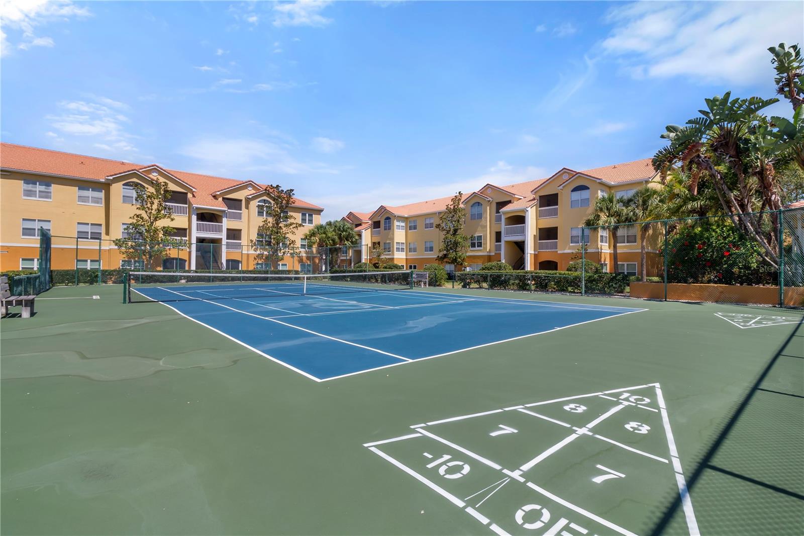BEACHWAY CONDOS - Residential