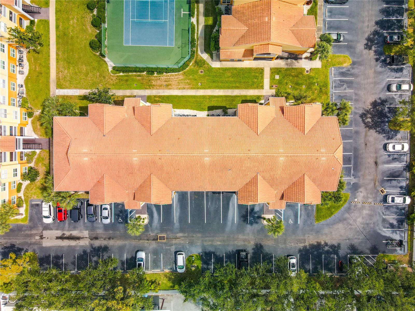 BEACHWAY CONDOS - Residential