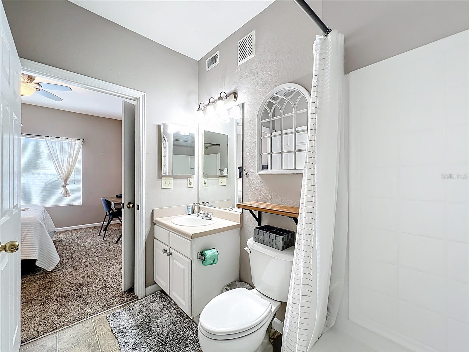 BEACHWAY CONDOS - Residential