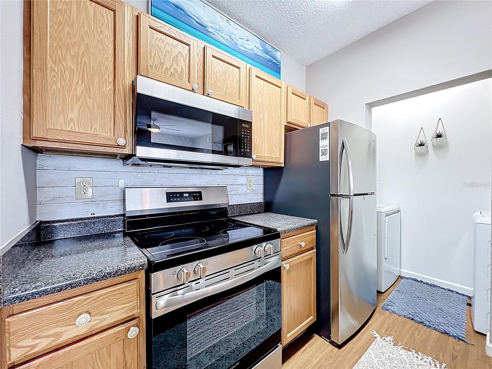 BEACHWAY CONDOS - Residential