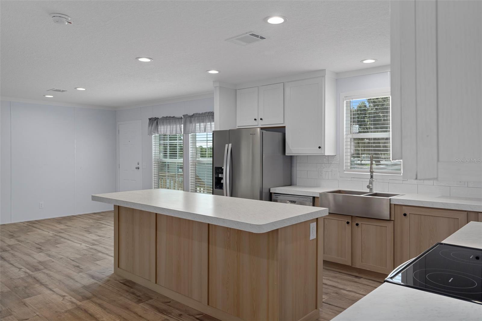 ACREAGE - Residential