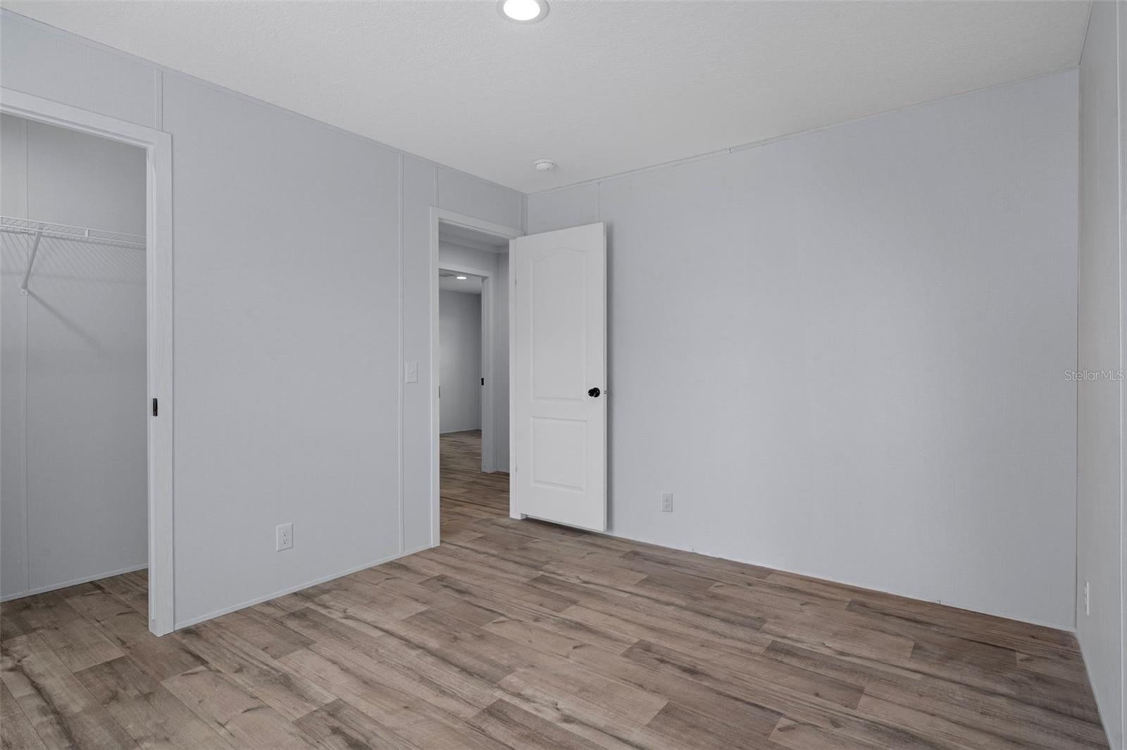 ACREAGE - Residential