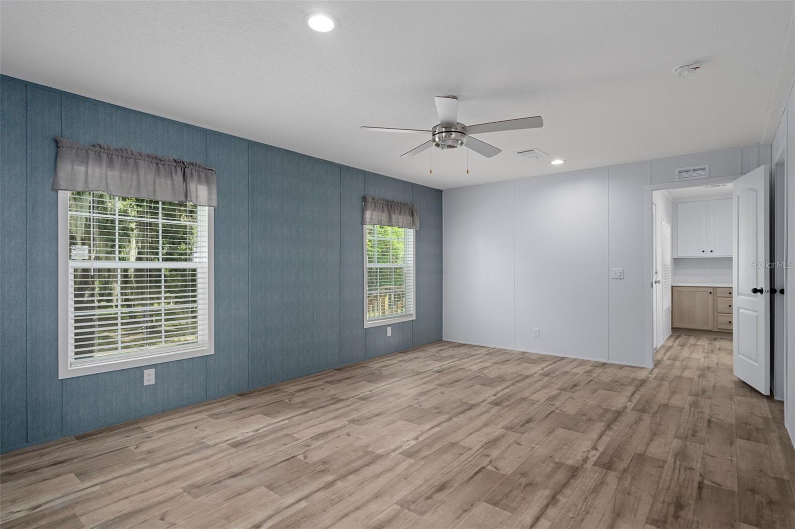 ACREAGE - Residential
