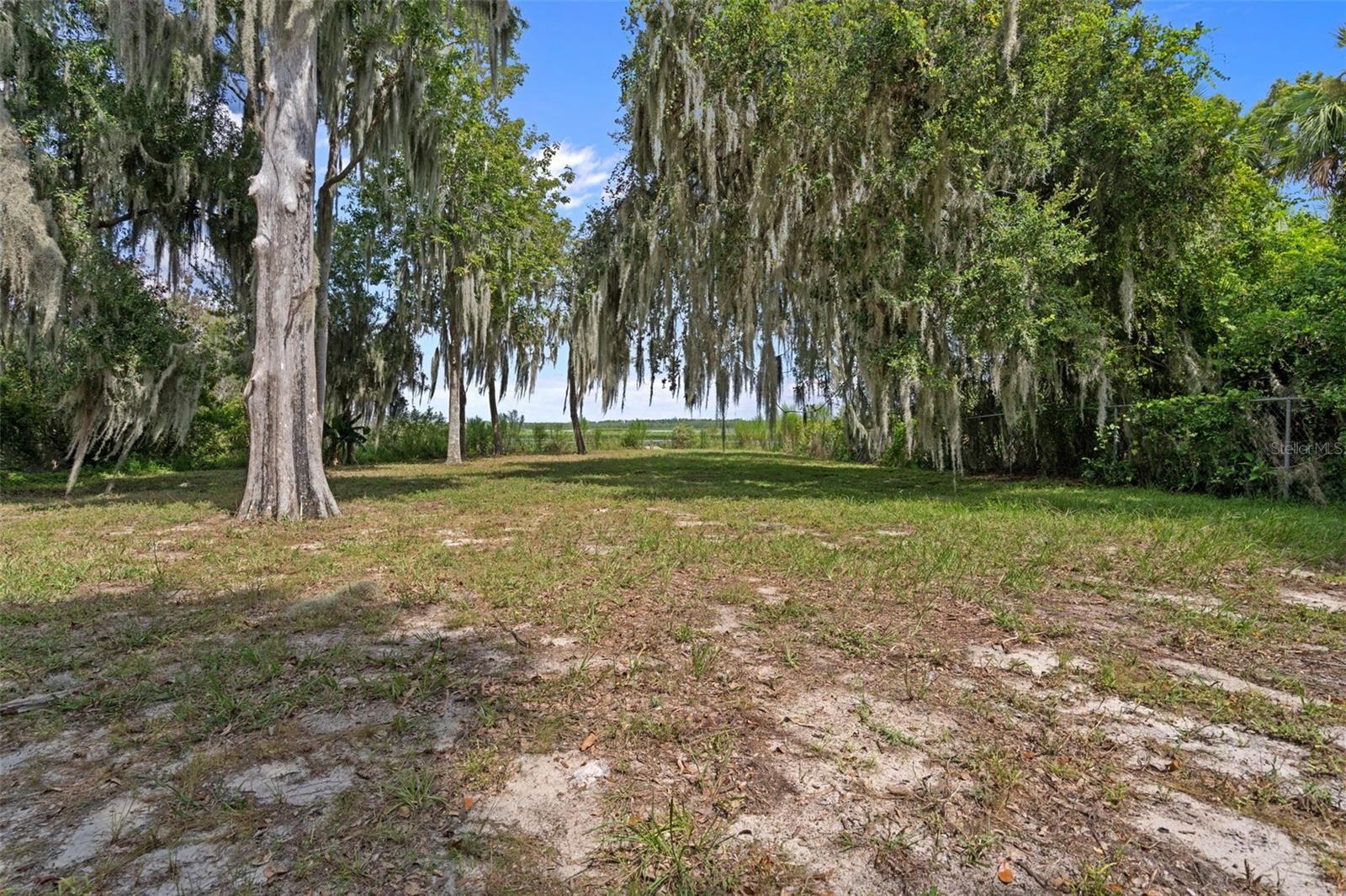 ACREAGE - Residential
