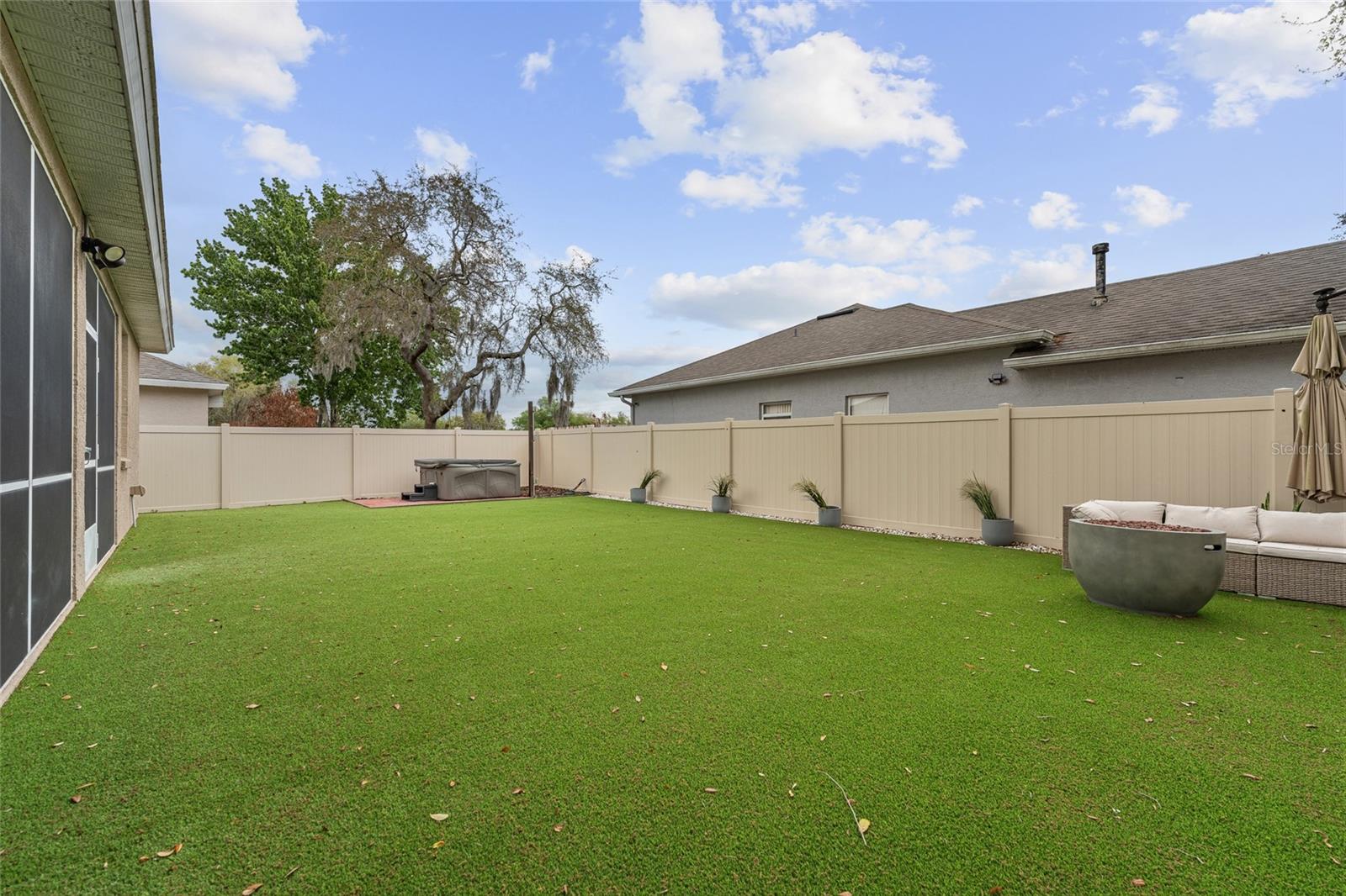 REFLECTIONS - Residential