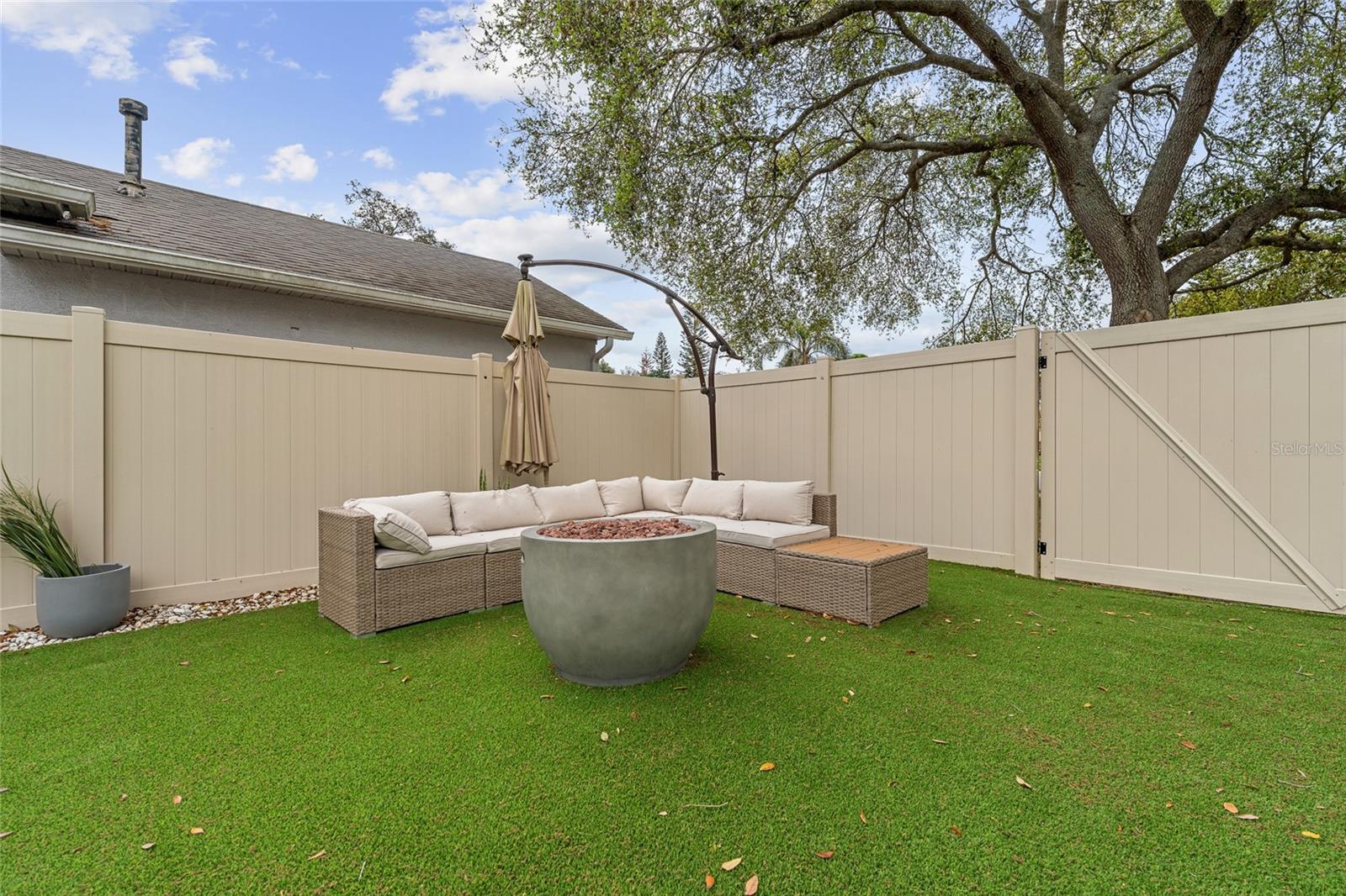 REFLECTIONS - Residential