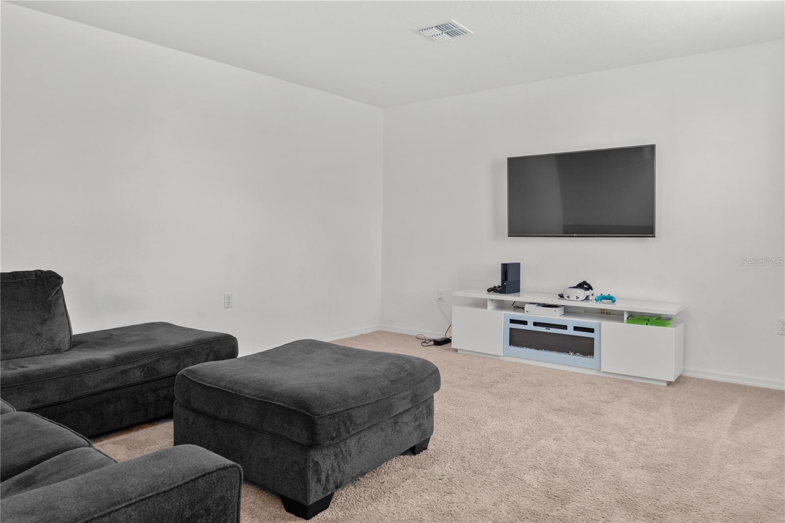 HAINES RDG PH 4 - Residential