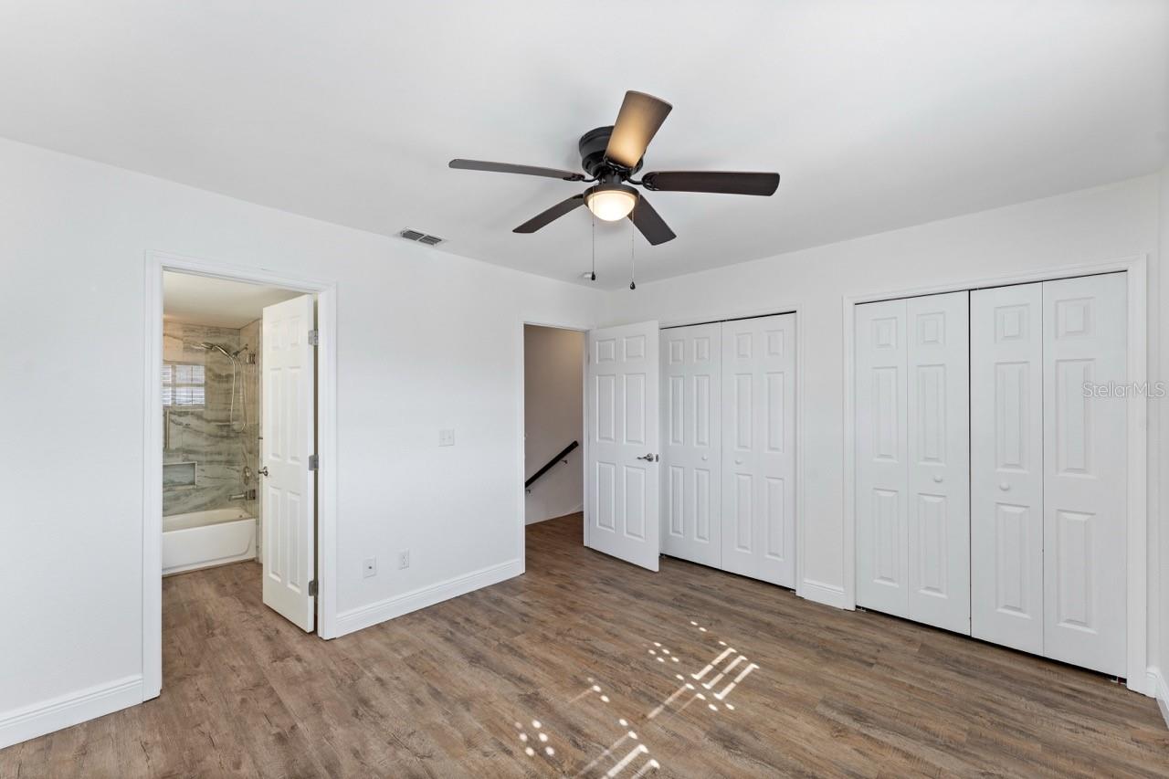 HIDDEN HARBOUR - Residential