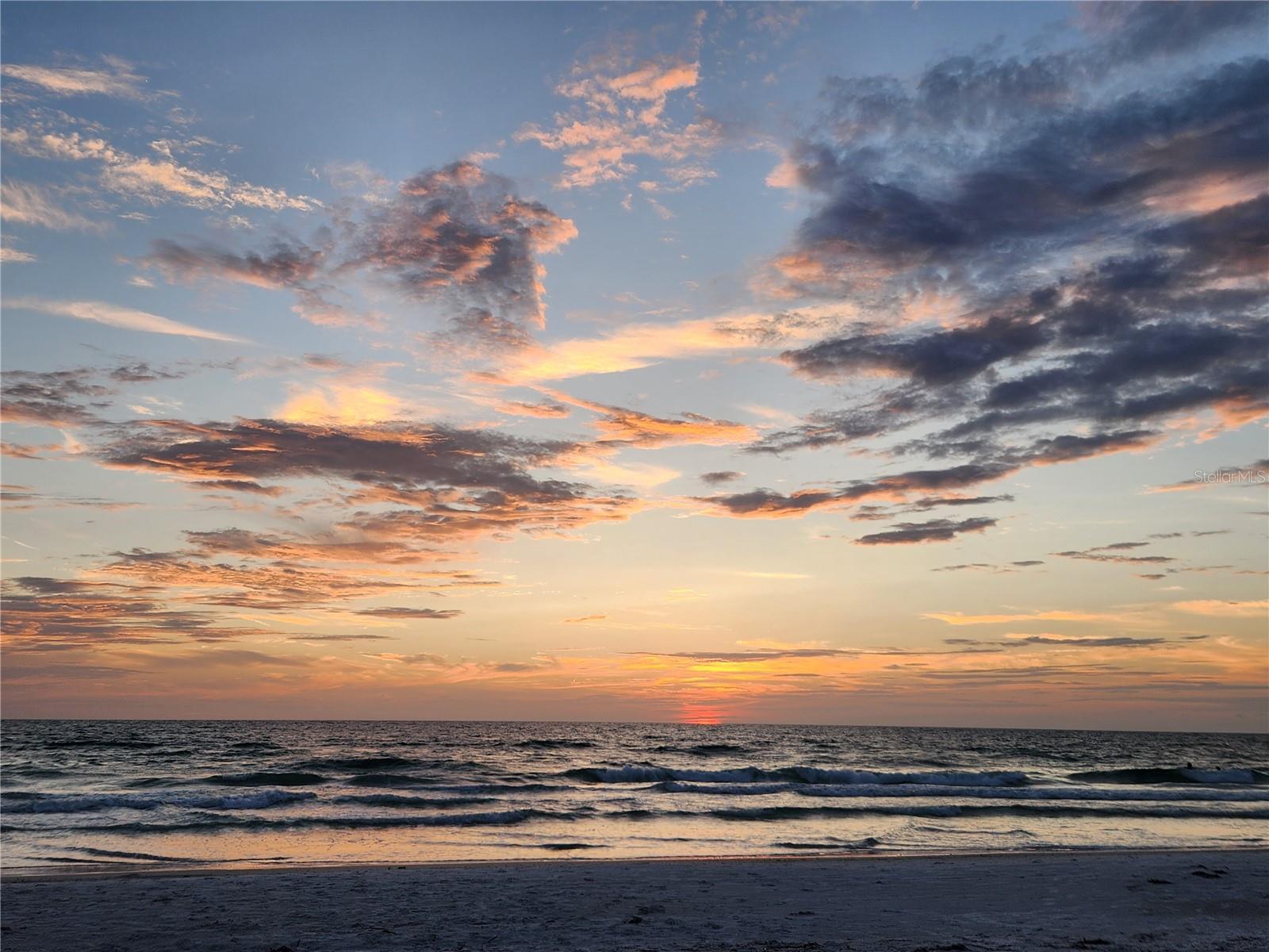 802 HIDDEN HARBOUR DRIVE