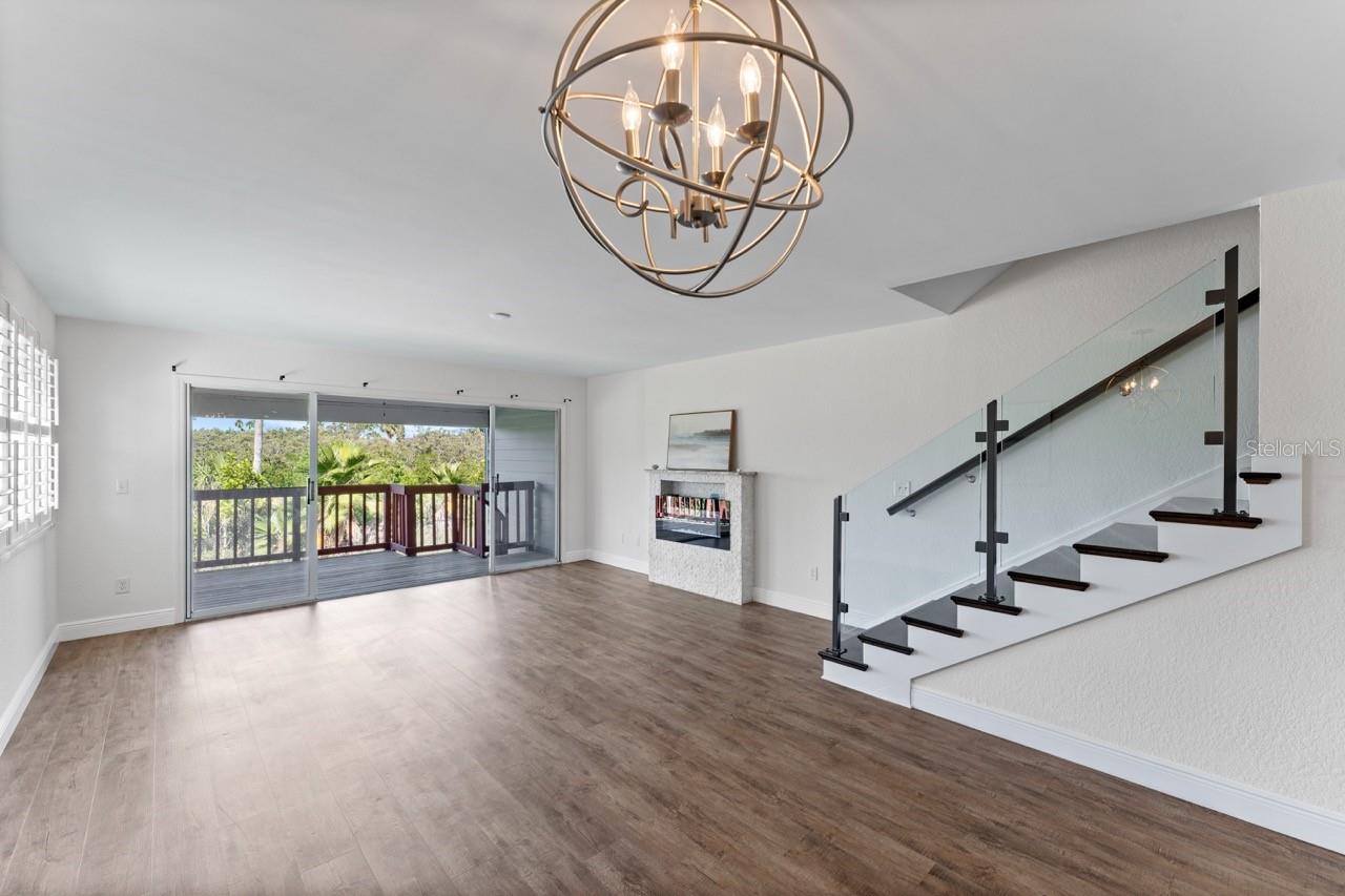 HIDDEN HARBOUR - Residential