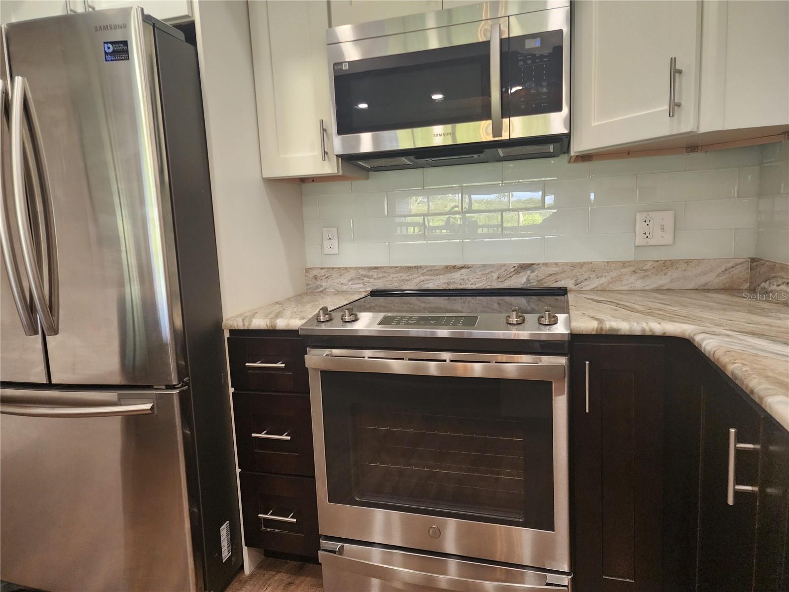 802 HIDDEN HARBOUR DRIVE