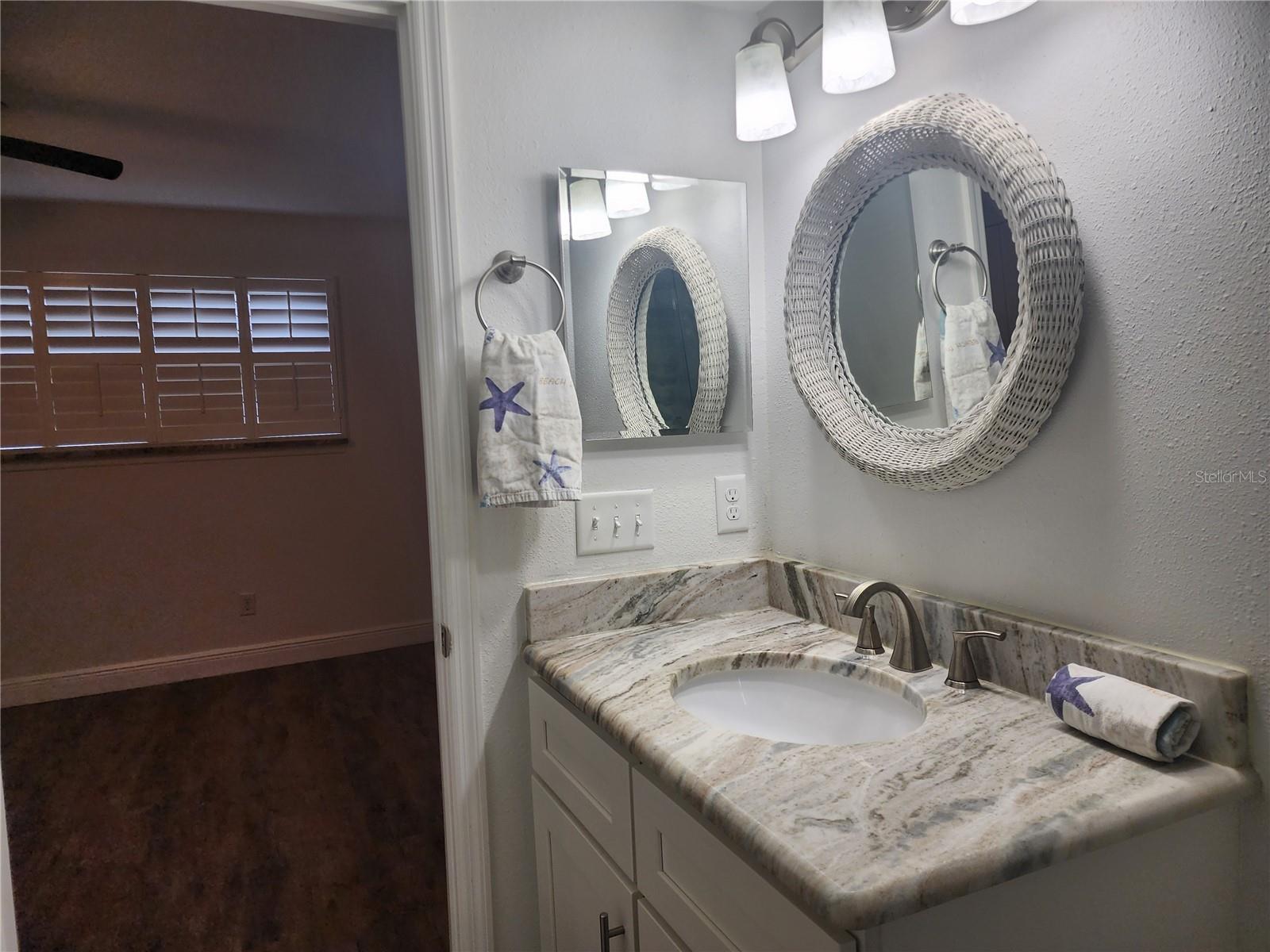 HIDDEN HARBOUR - Residential