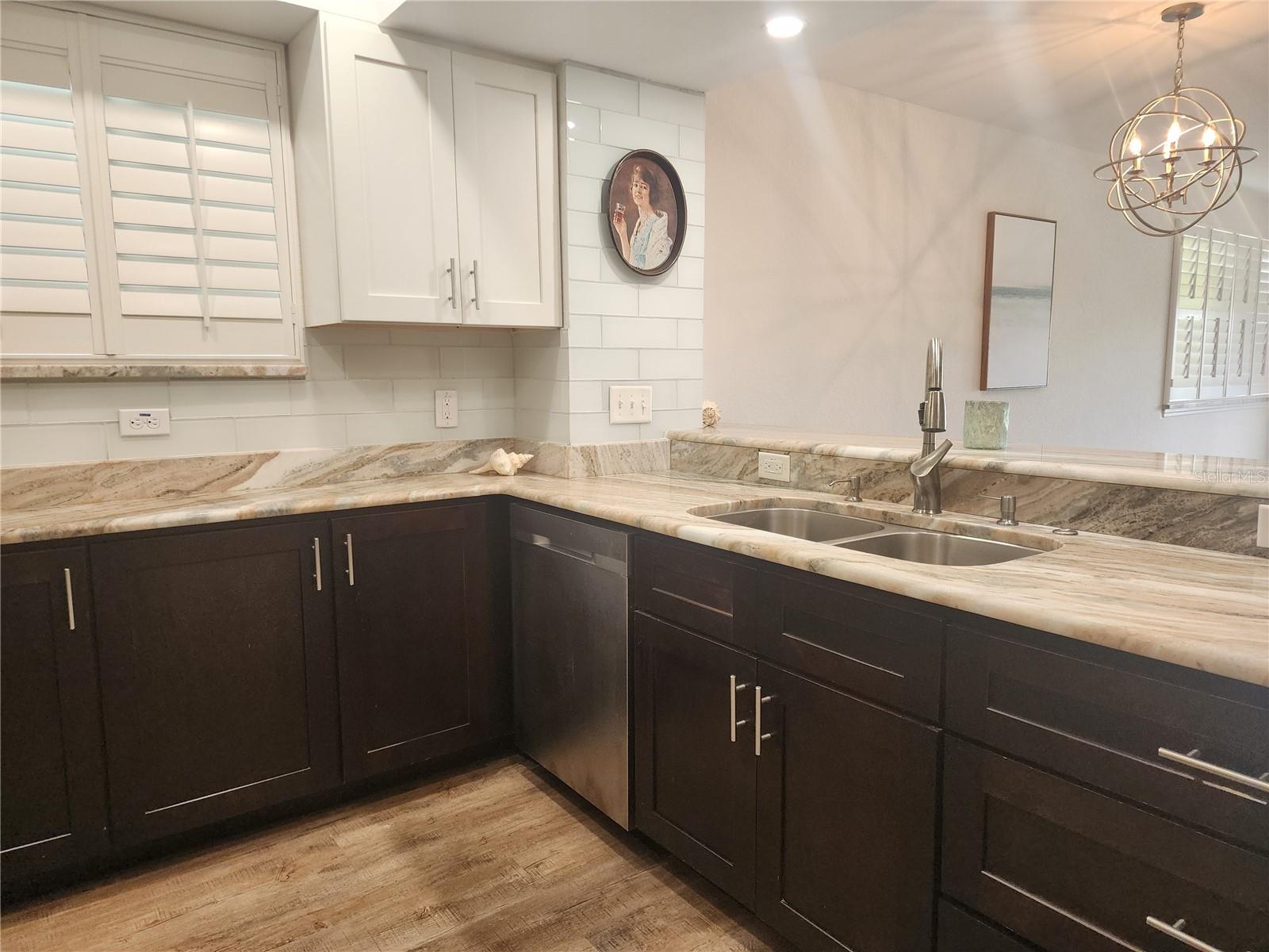 802 HIDDEN HARBOUR DRIVE