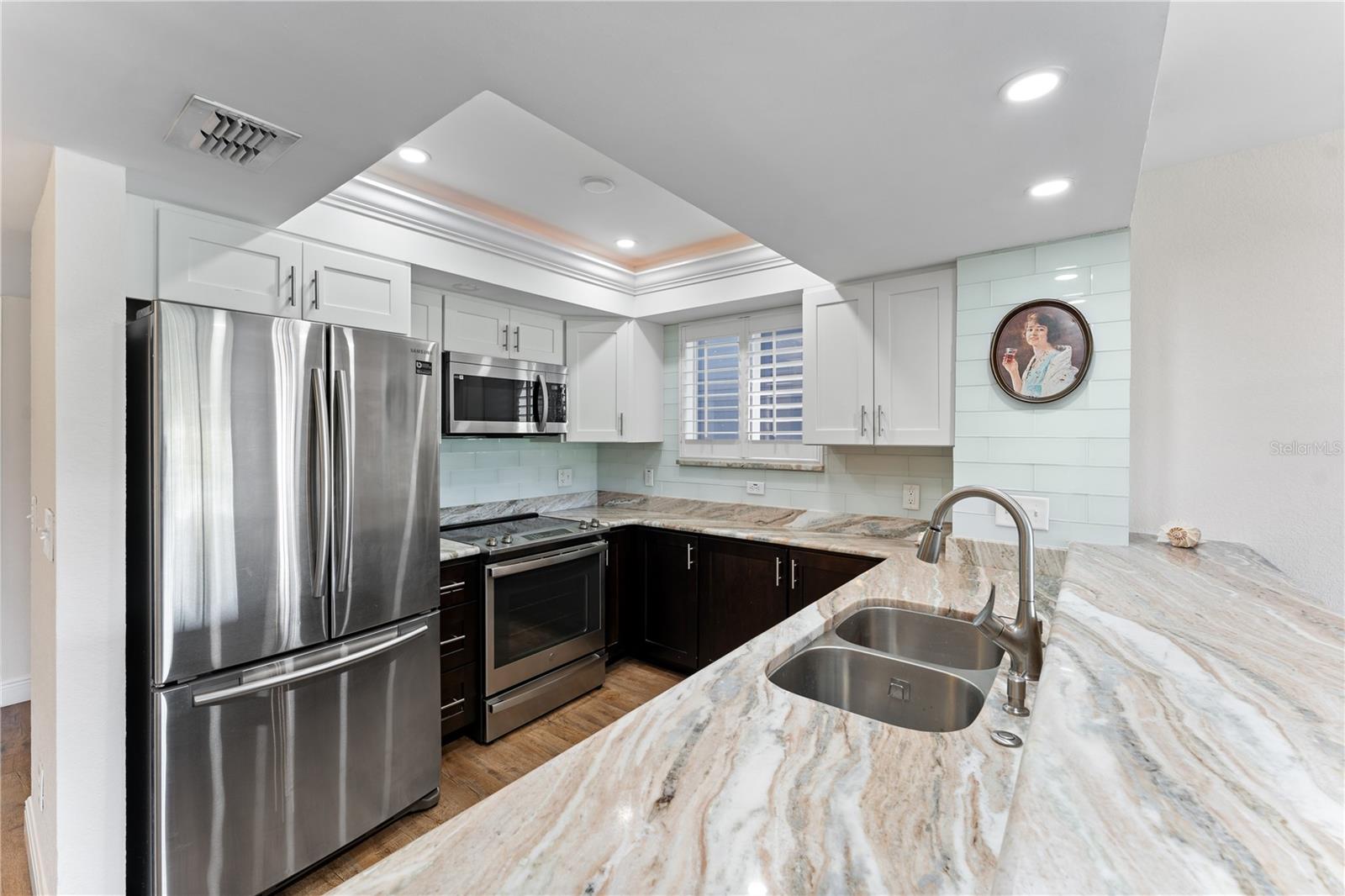 HIDDEN HARBOUR - Residential