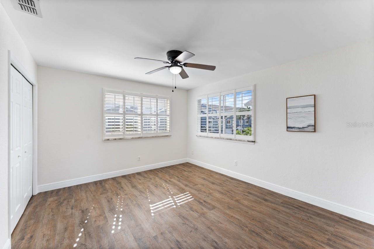 HIDDEN HARBOUR - Residential