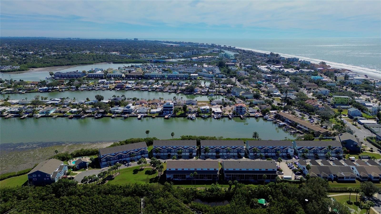 HIDDEN HARBOUR - Residential