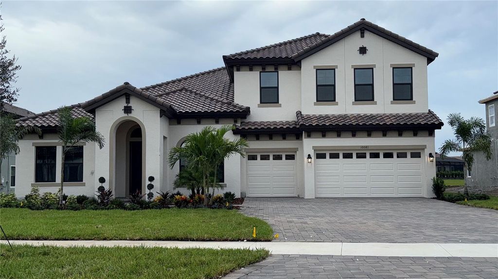 Photo of 10081 Meadowrun Drive, Lithia, FL 33547 (MLS # J993418)