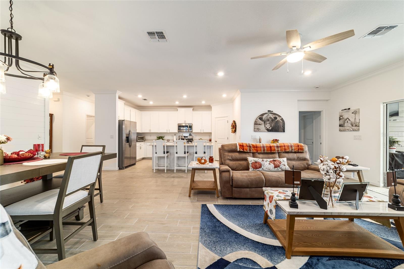 COUNTRY LANE ESTATES - Residential