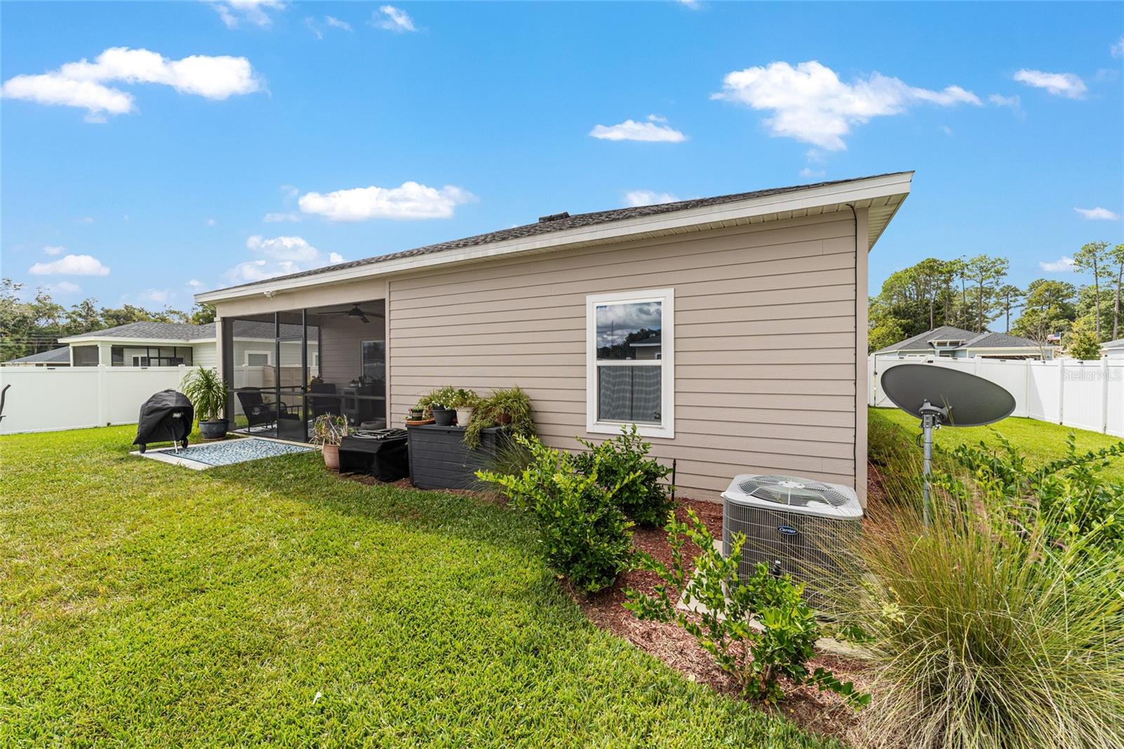 COUNTRY LANE ESTATES - Residential