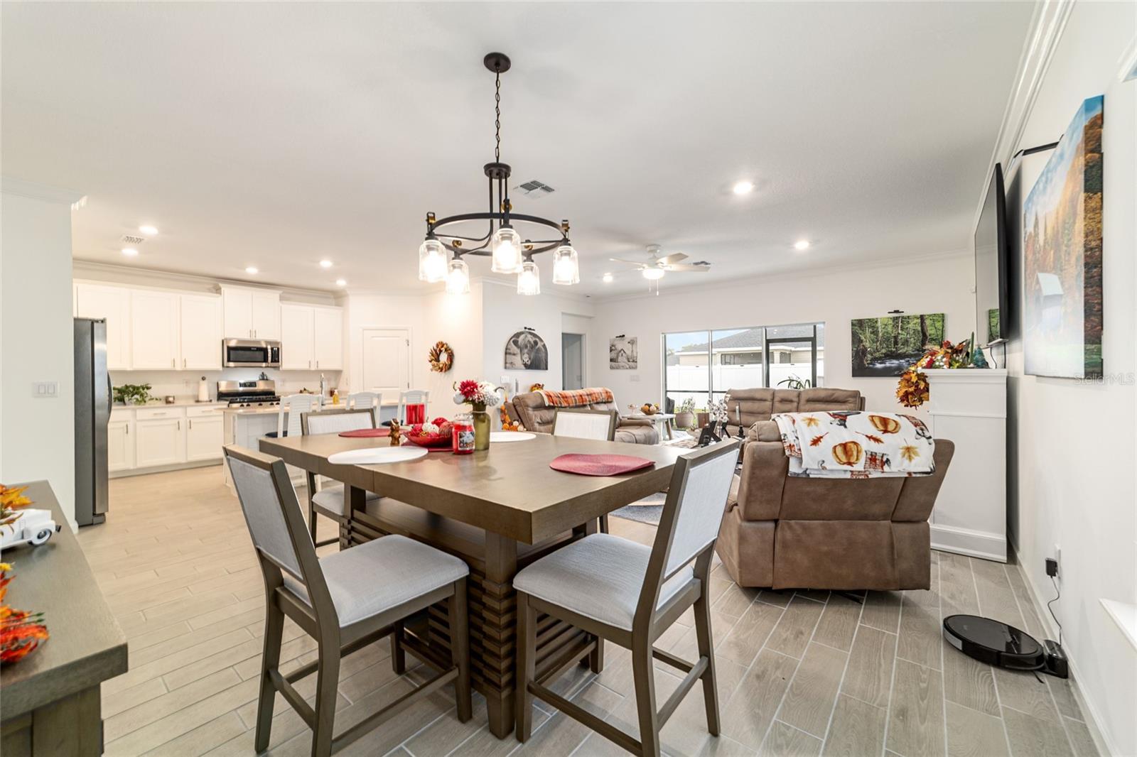 COUNTRY LANE ESTATES - Residential