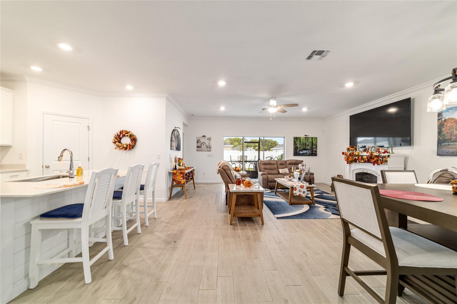 COUNTRY LANE ESTATES - Residential