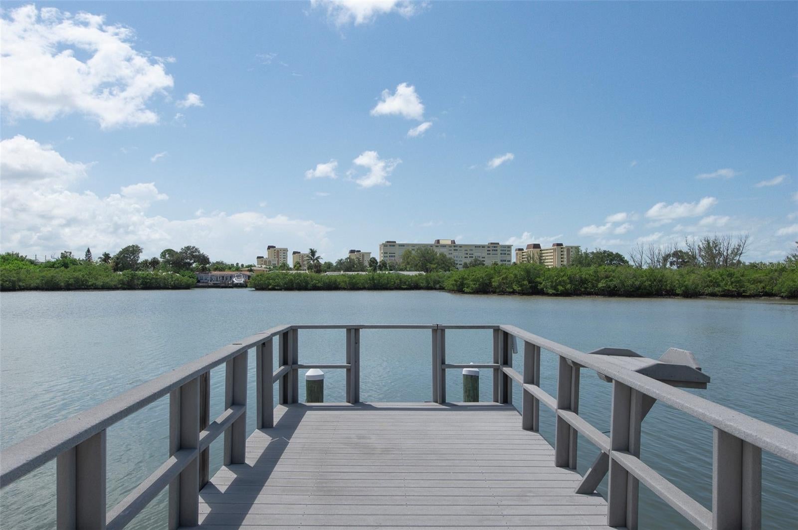 382 BOCA CIEGA POINT BOULEVARD S