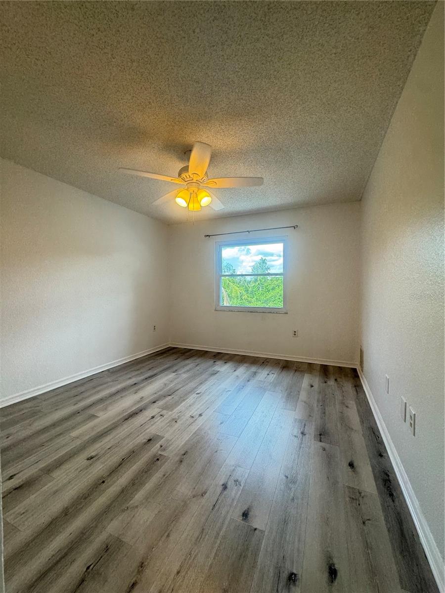 LONGWOOD RUN - Residential Lease